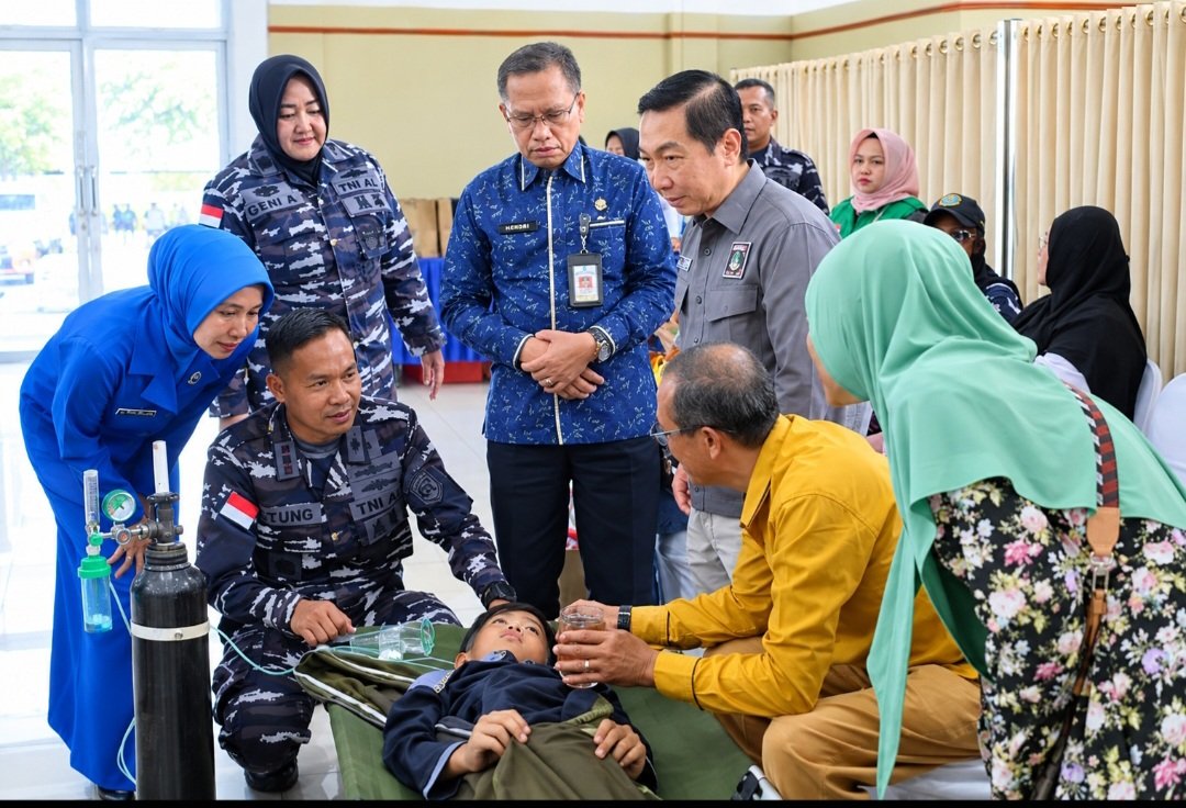 Semarak HUT ke-81 TNI AL, Lanal Dumai Gelar Bakti Sosial dan Bakti Kesehatan